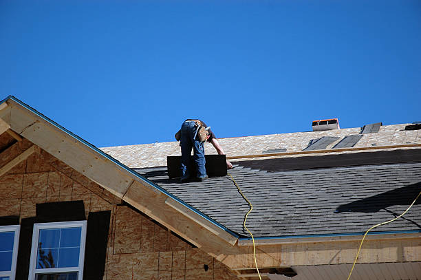 Best Roof Gutter Cleaning  in West Hills, PA